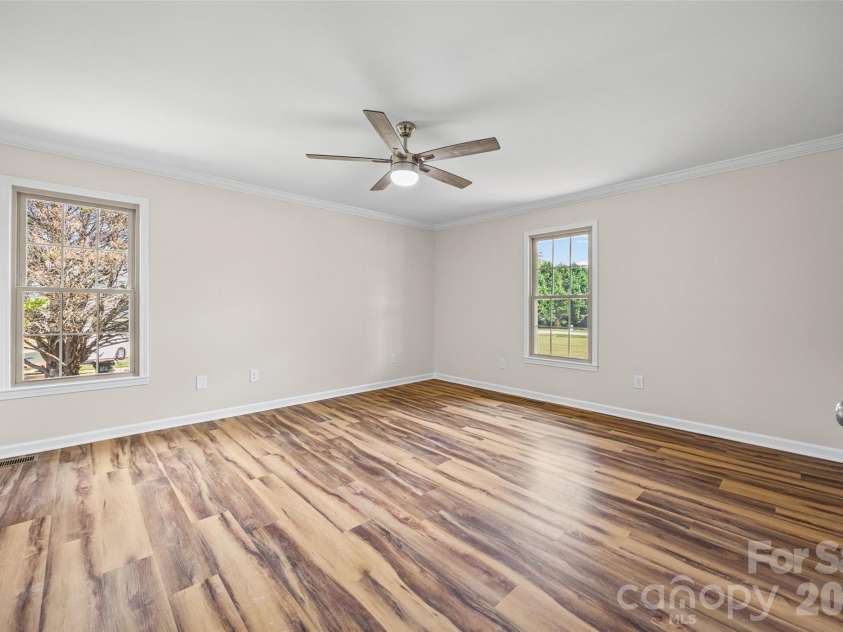 230 Wesley Amaker Road, York, SC 29745.  MLS# CAR4418695, YatesRealty ID 49528. 