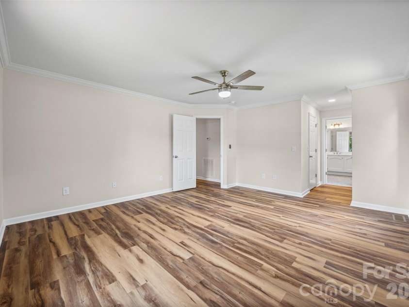 230 Wesley Amaker Road, York, SC 29745.  MLS# CAR4418695, YatesRealty ID 49528. 