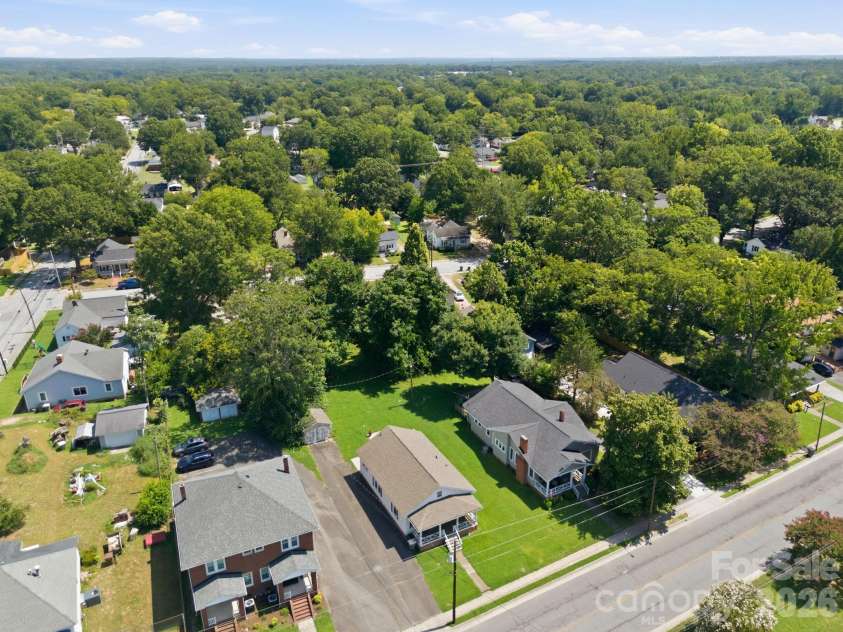 313 Ridge Avenue, Kannapolis, NC 28083.  MLS# CAR4405624, YatesRealty ID 49529. 