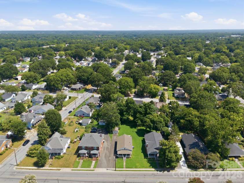 313 Ridge Avenue, Kannapolis, NC 28083.  MLS# CAR4405624, YatesRealty ID 49529. 