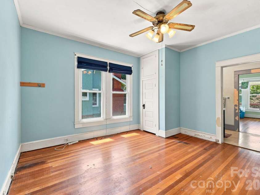 313 Ridge Avenue, Kannapolis, NC 28083.  MLS# CAR4405624, YatesRealty ID 49529. Back Bedroom