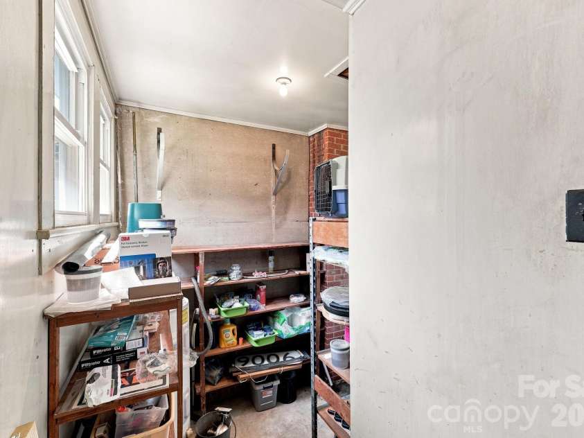 313 Ridge Avenue, Kannapolis, NC 28083.  MLS# CAR4405624, YatesRealty ID 49529. Below Grade Storage Room
