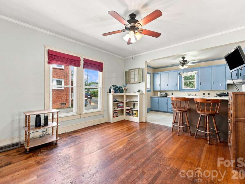 313 Ridge Avenue, Kannapolis, NC 28083.  MLS# CAR4405624, YatesRealty ID 49529. Dining Room