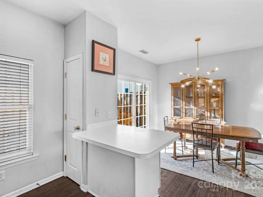 3213 Mannington Drive, Charlotte, NC 28270.  MLS# CAR4328804, YatesRealty ID 4953. 