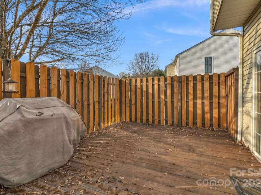 3213 Mannington Drive, Charlotte, NC 28270.  MLS# CAR4328804, YatesRealty ID 4953. 