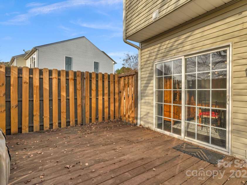 3213 Mannington Drive, Charlotte, NC 28270.  MLS# CAR4328804, YatesRealty ID 4953. 