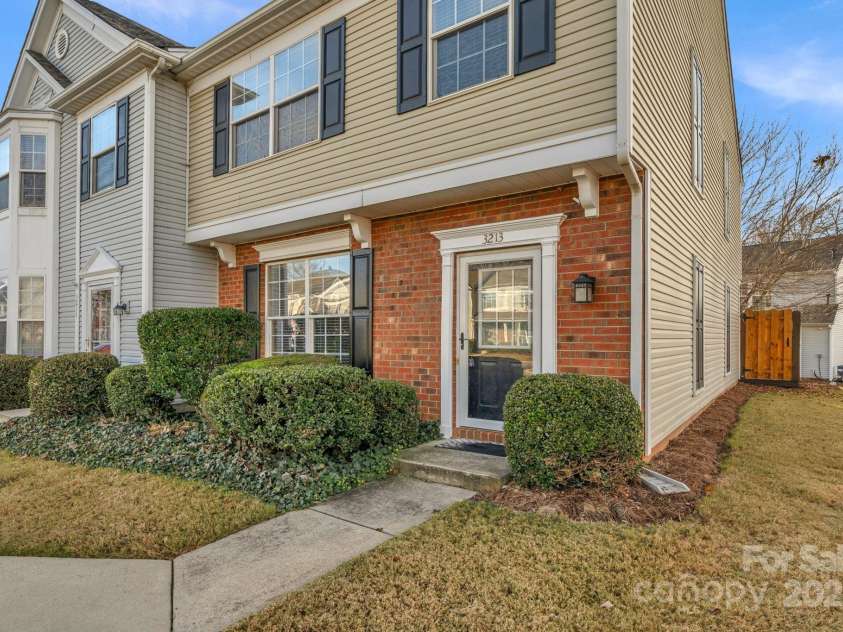 3213 Mannington Drive, Charlotte, NC 28270.  MLS# CAR4328804, YatesRealty ID 4953. 
