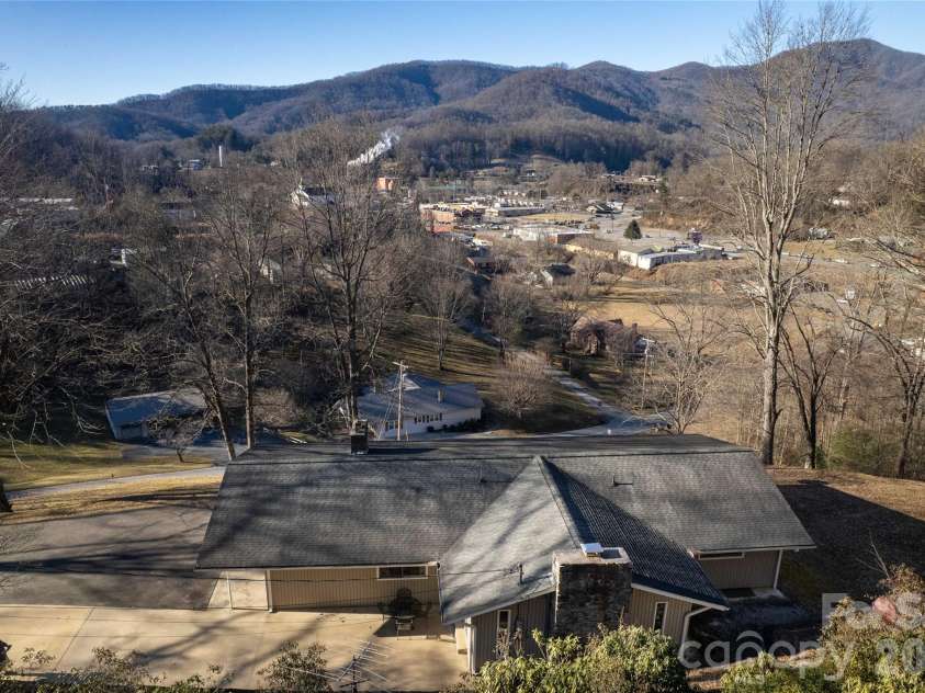 223 Cherry Street, Sylva, NC 28779.  MLS# CAR4422833, YatesRealty ID 49533. 