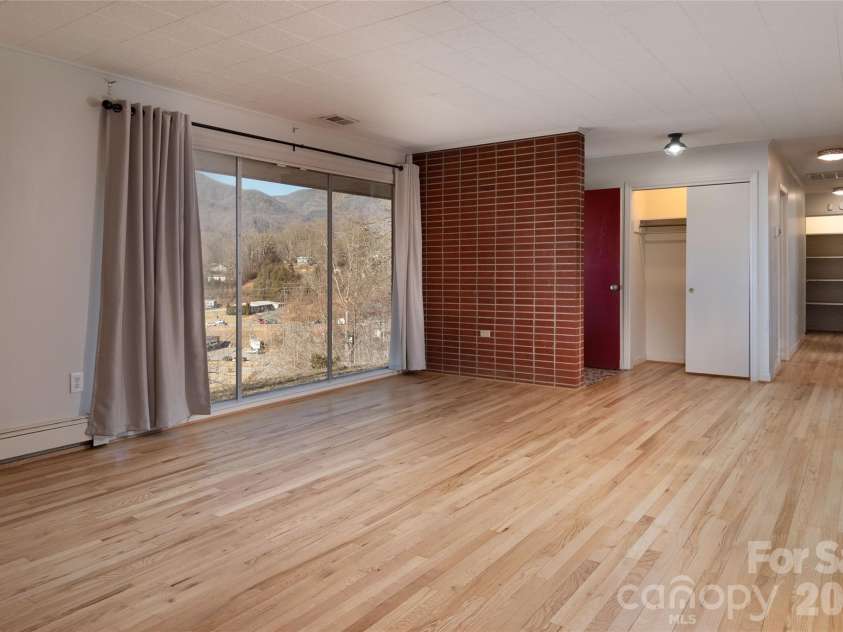 223 Cherry Street, Sylva, NC 28779.  MLS# CAR4422833, YatesRealty ID 49533. 