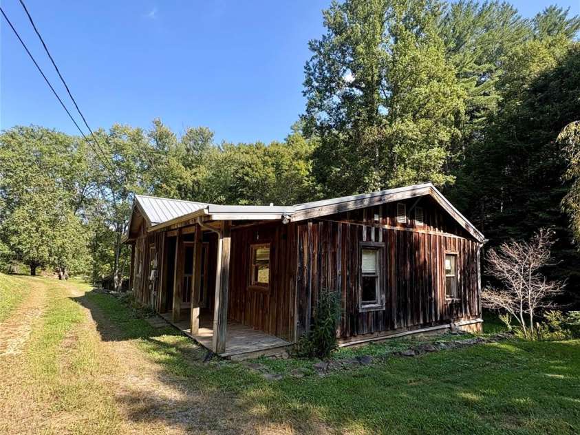 4019 Happy Goats Way, Lenoir, NC 28645.  MLS# CAR4422447, YatesRealty ID 49536. 