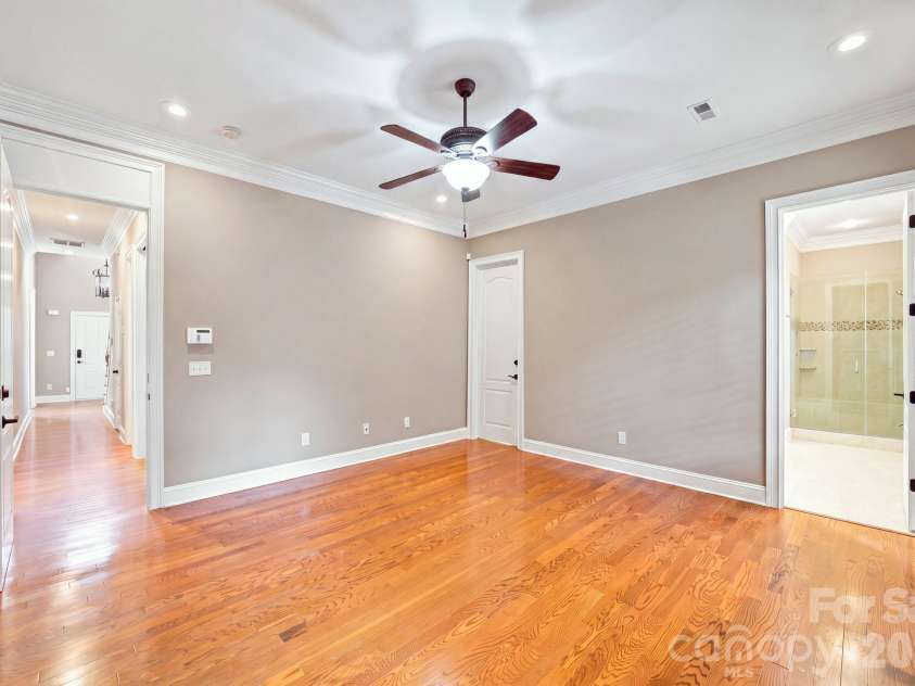 8813 Provence Village Lane, Charlotte, NC 28226.  MLS# CAR4413848, YatesRealty ID 49538. 