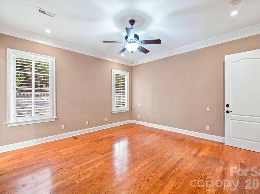8813 Provence Village Lane, Charlotte, NC 28226.  MLS# CAR4413848, YatesRealty ID 49538. 