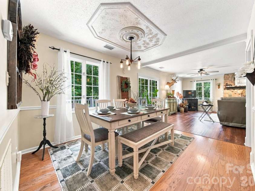 37 HOME PLACE Lane, Hickory, NC 28601.  MLS# CAR4422455, YatesRealty ID 49539. 