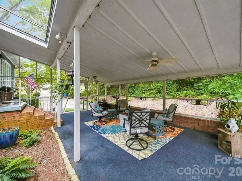 37 HOME PLACE Lane, Hickory, NC 28601.  MLS# CAR4422455, YatesRealty ID 49539. 
