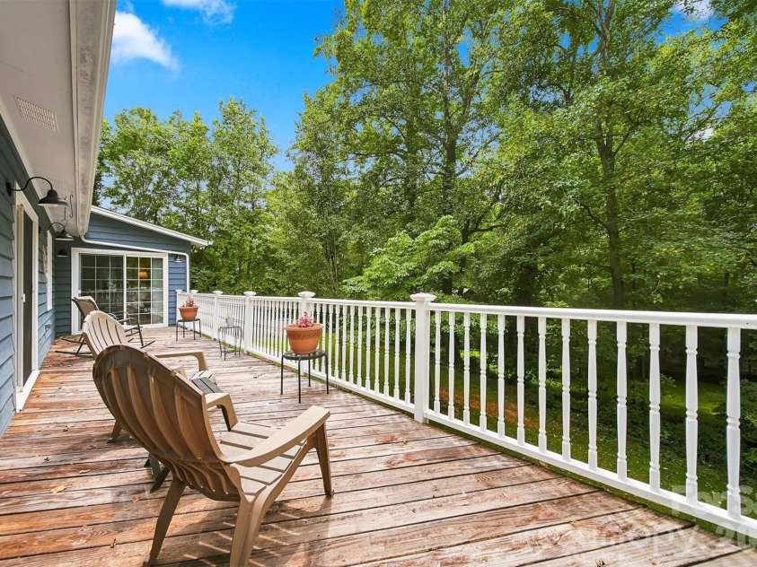 37 HOME PLACE Lane, Hickory, NC 28601.  MLS# CAR4422455, YatesRealty ID 49539. 