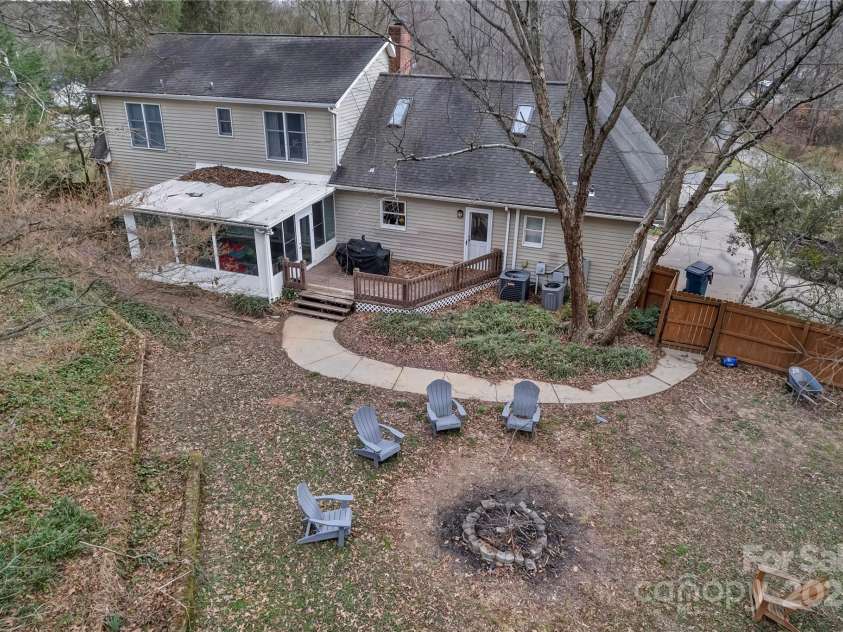 2201 Holly Lane, Shelby, NC 28150.  MLS# CAR4232605, YatesRealty ID 4954. 