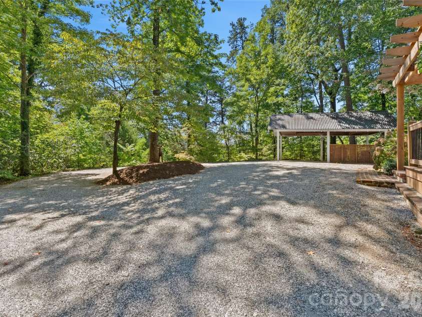 566 Canebrake Road, Tryon, NC 28782.  MLS# CAR4299420, YatesRealty ID 4954. 