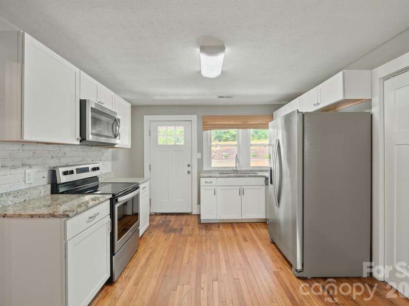 106 Cascade Street, Morganton, NC 28655.  MLS# CAR4422549, YatesRealty ID 49541. 