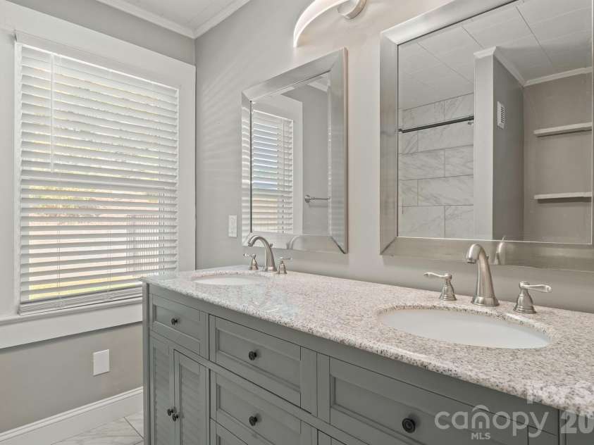 106 Cascade Street, Morganton, NC 28655.  MLS# CAR4422549, YatesRealty ID 49541. 