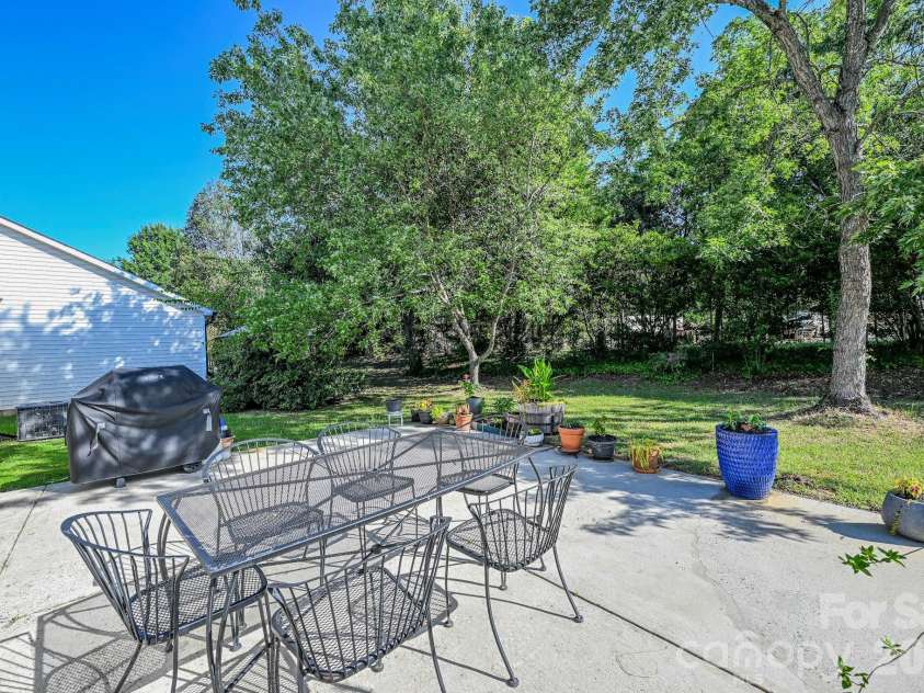 12728 Planters Row Drive, Charlotte, NC 28278.  MLS# CAR4422415, YatesRealty ID 49542. 