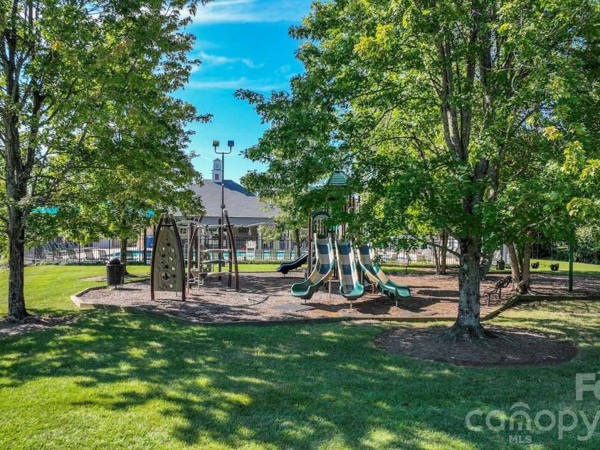 12728 Planters Row Drive, Charlotte, NC 28278.  MLS# CAR4422415, YatesRealty ID 49542. 