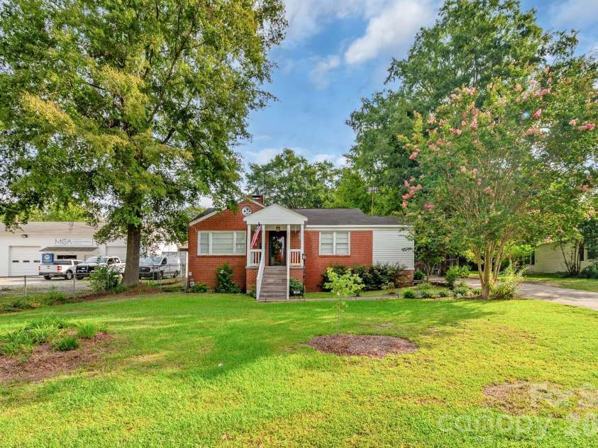1587 Flat Creek Road, Lancaster, SC 29720.  MLS# CAR4415667, YatesRealty ID 49543. 