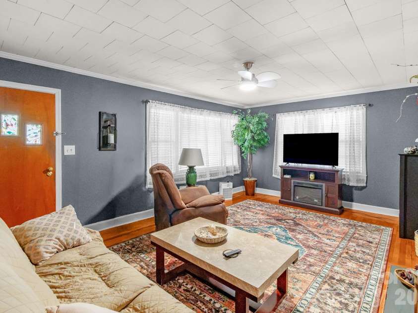 1587 Flat Creek Road, Lancaster, SC 29720.  MLS# CAR4415667, YatesRealty ID 49543. 