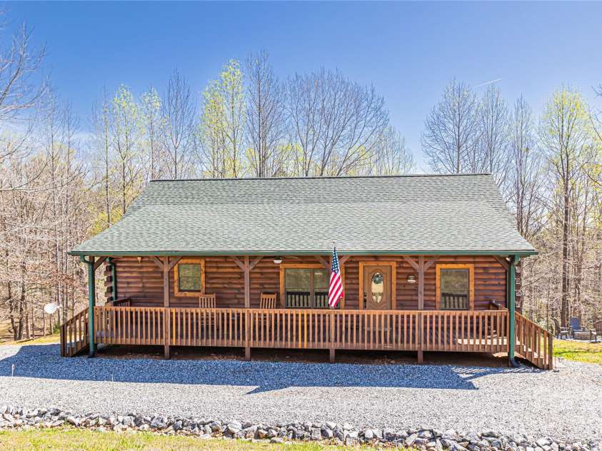 201 Whitestone Circle, Union Mills, NC 28167.  MLS# CAR4422819, YatesRealty ID 49544. 
