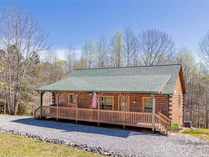 201 Whitestone Circle, Union Mills, NC 28167.  MLS# CAR4422819, YatesRealty ID 49544. 