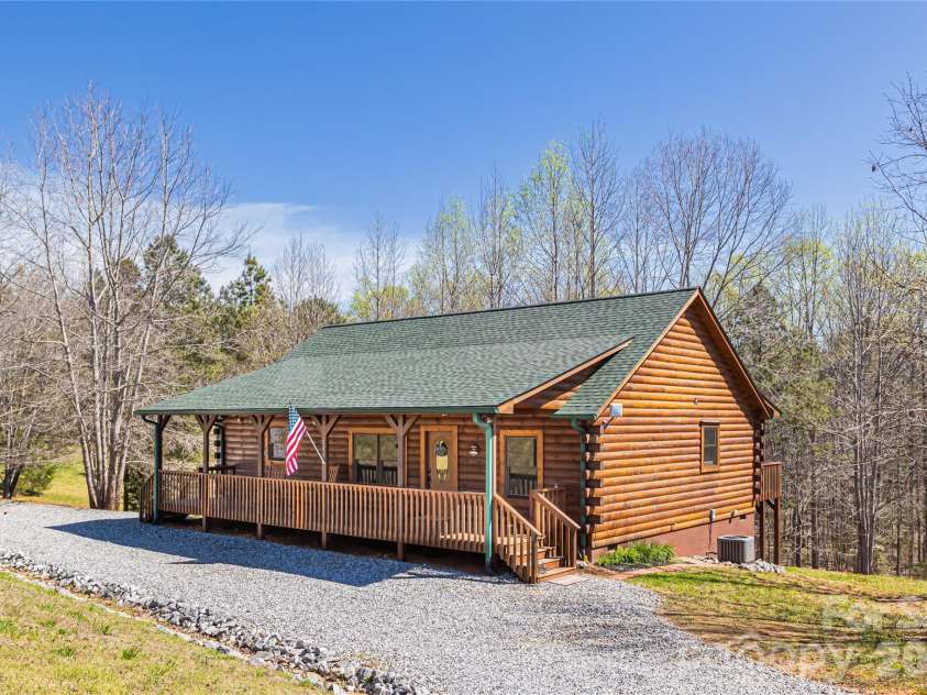201 Whitestone Circle, Union Mills, NC 28167.  MLS# CAR4422819, YatesRealty ID 49544. 