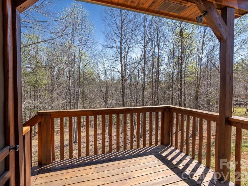 201 Whitestone Circle, Union Mills, NC 28167.  MLS# CAR4422819, YatesRealty ID 49544. 