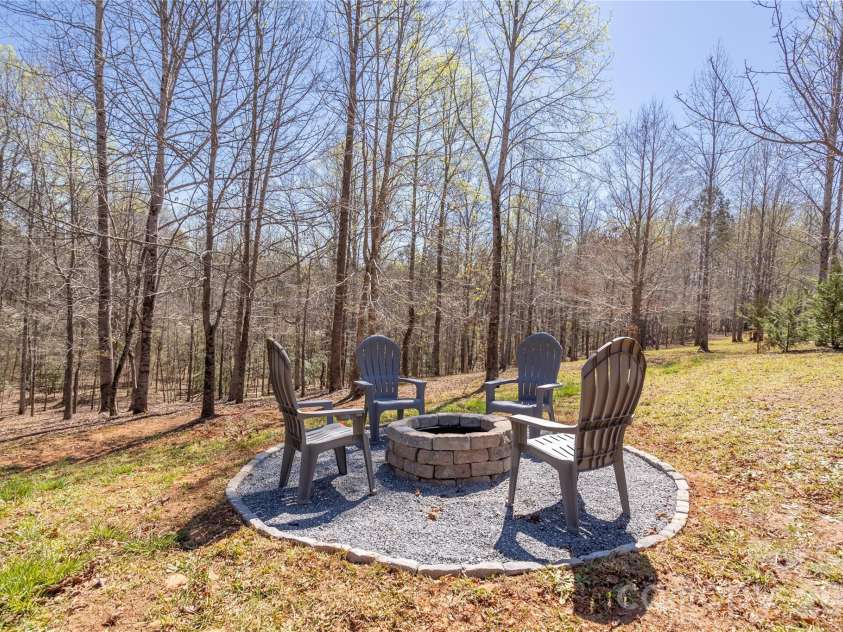 201 Whitestone Circle, Union Mills, NC 28167.  MLS# CAR4422819, YatesRealty ID 49544. 