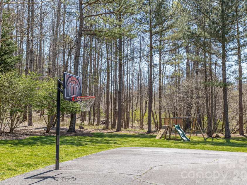 201 Whitestone Circle, Union Mills, NC 28167.  MLS# CAR4422819, YatesRealty ID 49544. 