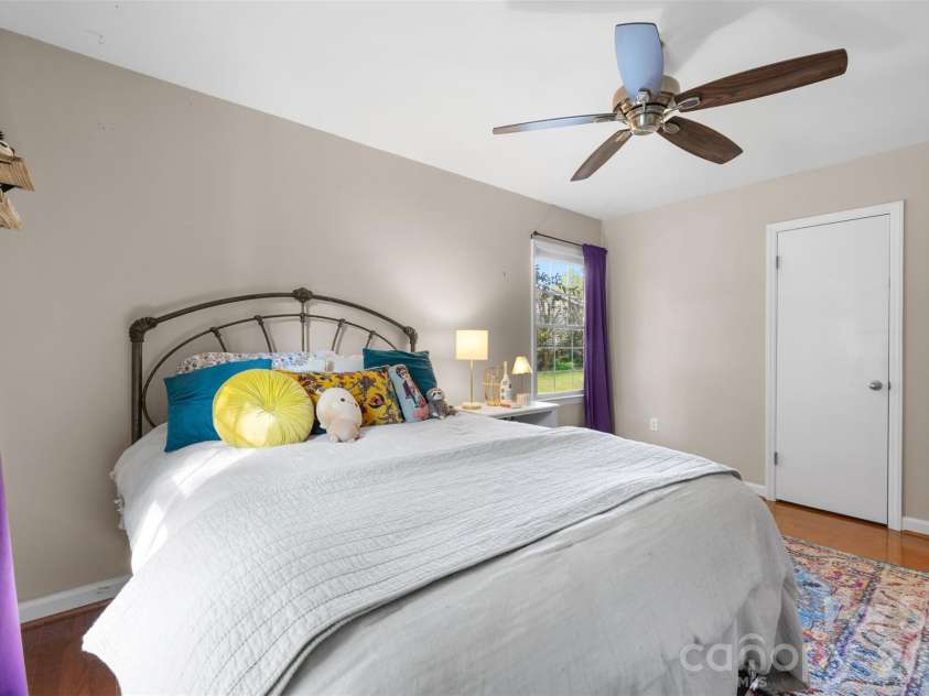 11714 Painted Tree Road, Charlotte, NC 28226.  MLS# CAR4421216, YatesRealty ID 49549. Another walk-in closet!