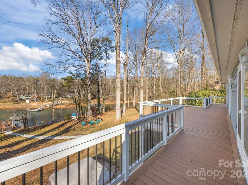 604 Beaten Path Road, Mooresville, NC 28117.  MLS# CAR4218477, YatesRealty ID 4955. 