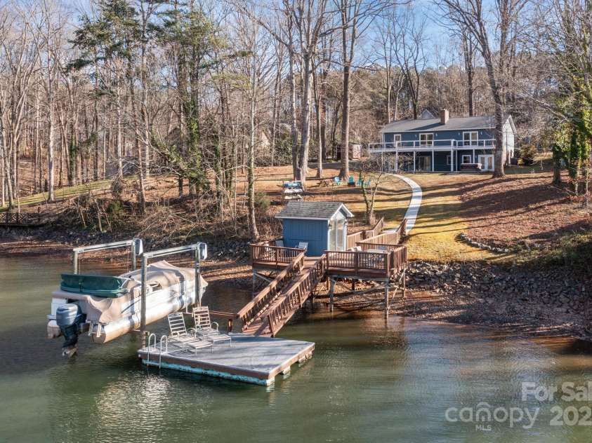 604 Beaten Path Road, Mooresville, NC 28117.  MLS# CAR4218477, YatesRealty ID 4955. 