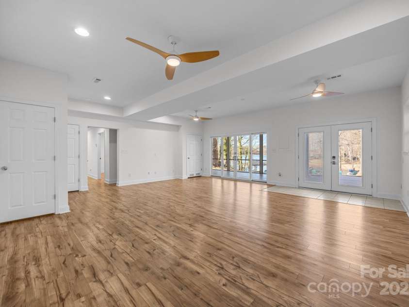 604 Beaten Path Road, Mooresville, NC 28117.  MLS# CAR4218477, YatesRealty ID 4955. 