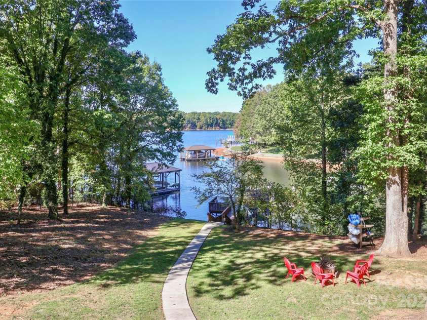 604 Beaten Path Road, Mooresville, NC 28117.  MLS# CAR4309732, YatesRealty ID 4955. 