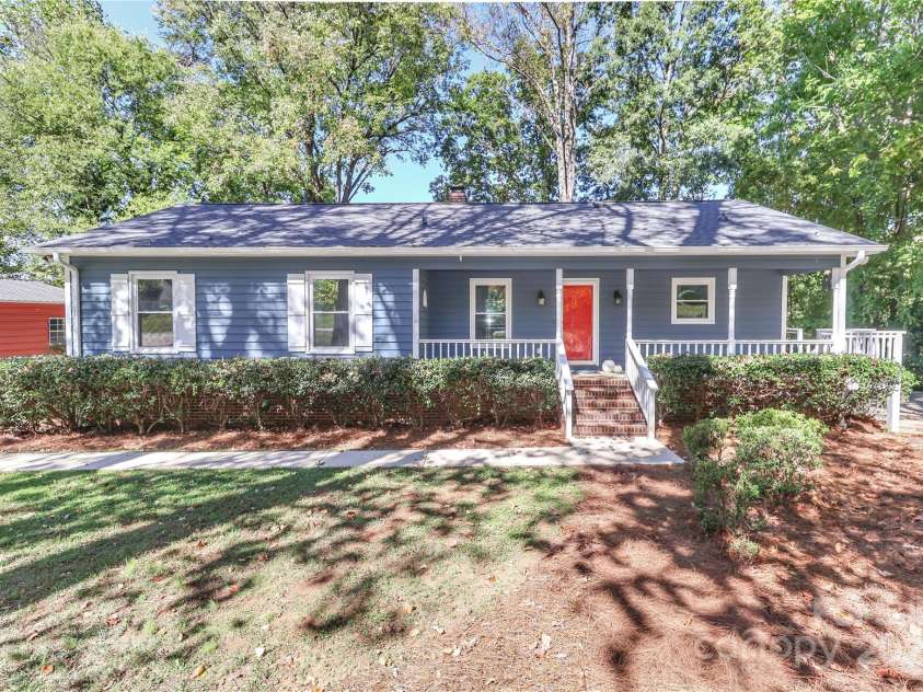 604 Beaten Path Road, Mooresville, NC 28117.  MLS# CAR4309732, YatesRealty ID 4955. 
