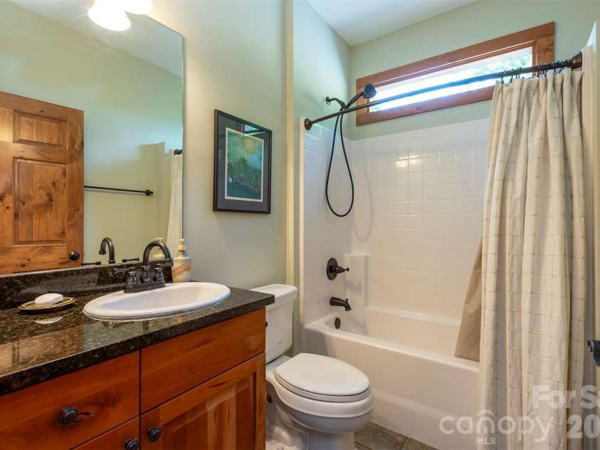 30 Wedgewood Terrace, Black Mountain, NC 28711.  MLS# CAR4421257, YatesRealty ID 49551. Hall bath on main