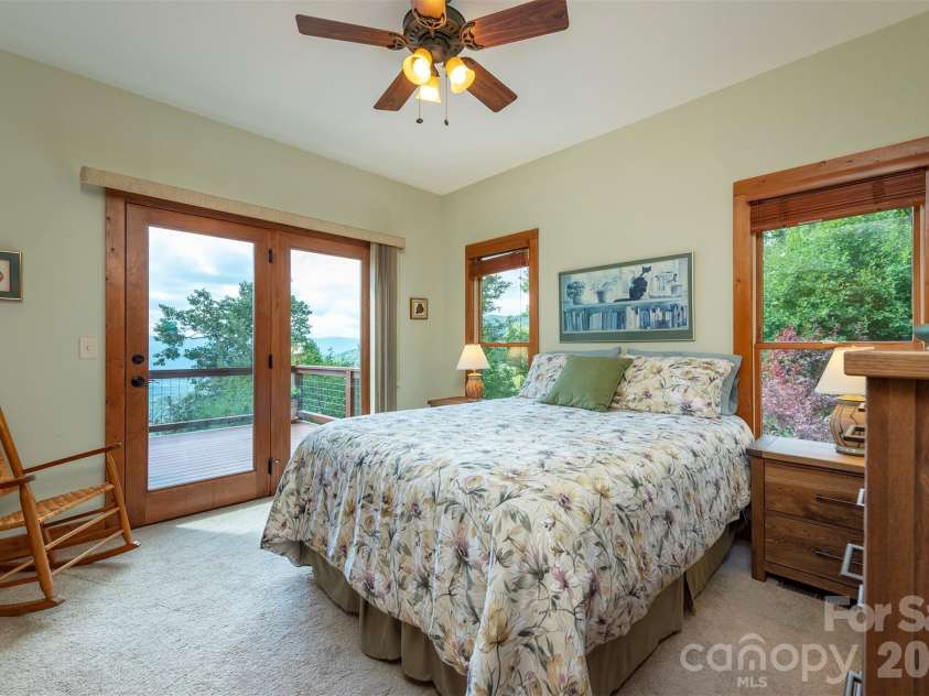 30 Wedgewood Terrace, Black Mountain, NC 28711.  MLS# CAR4421257, YatesRealty ID 49551. Second Bedroom