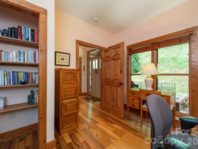 30 Wedgewood Terrace, Black Mountain, NC 28711.  MLS# CAR4421257, YatesRealty ID 49551. Study