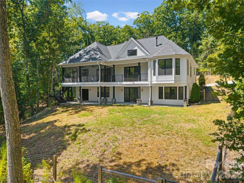 5049 Titanic Road, Rock Hill, SC 29732.  MLS# CAR4421542, YatesRealty ID 49552. 