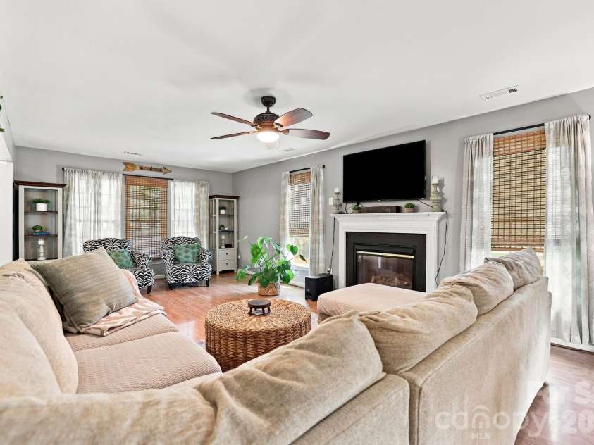 3901 Waters Reach Lane, Indian Trail, NC 28079.  MLS# CAR4418909, YatesRealty ID 49556. 