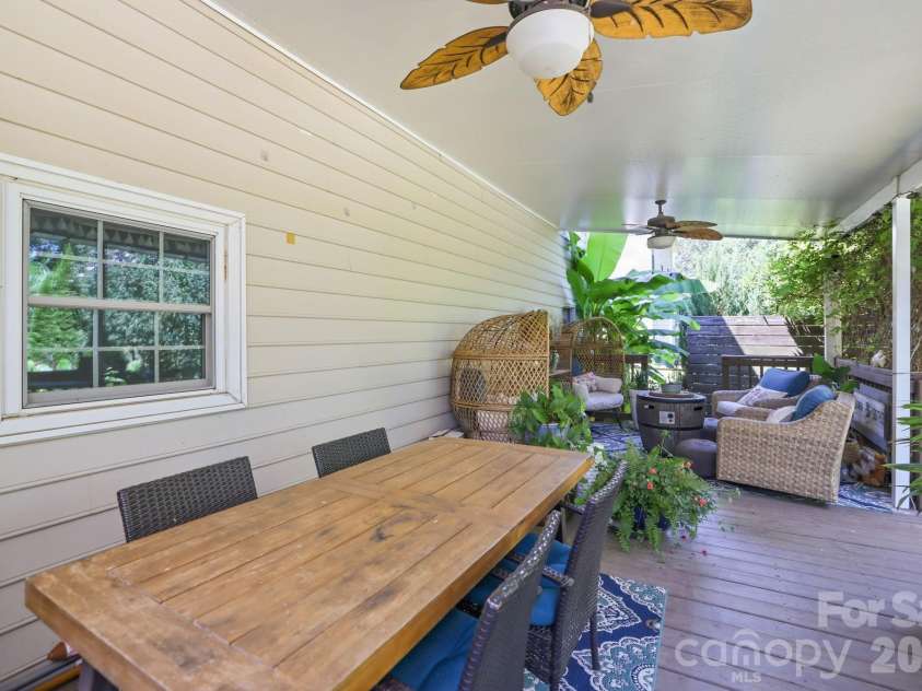 3901 Waters Reach Lane, Indian Trail, NC 28079.  MLS# CAR4418909, YatesRealty ID 49556. 