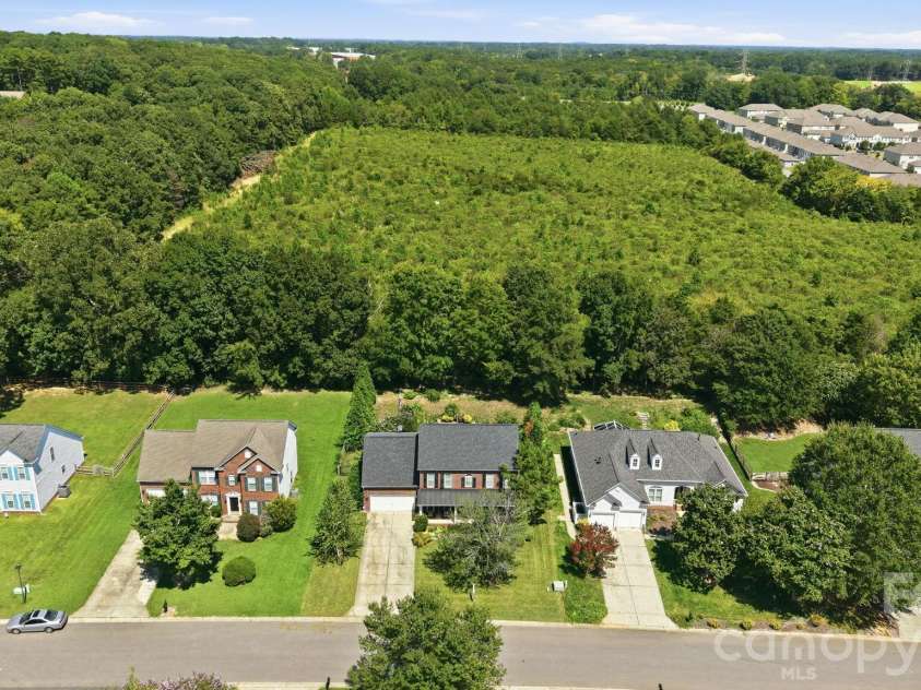 3901 Waters Reach Lane, Indian Trail, NC 28079.  MLS# CAR4418909, YatesRealty ID 49556. 