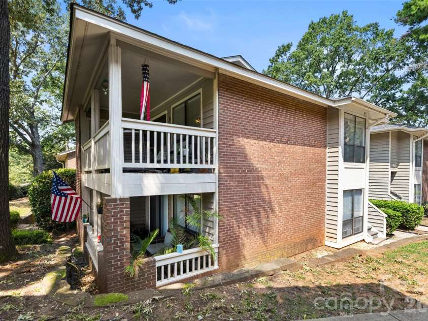 7912 Greenside Court, Charlotte, NC 28277.  MLS# CAR4418762, YatesRealty ID 49557. 