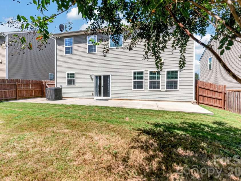 10344 Hillsborough Street, Huntersville, NC 28078.  MLS# CAR4414004, YatesRealty ID 49558. 
