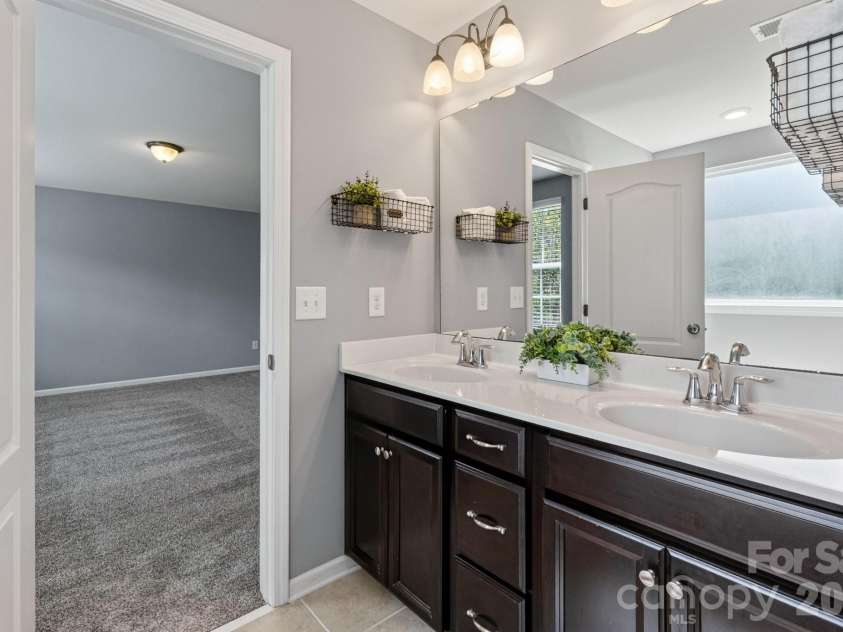 10344 Hillsborough Street, Huntersville, NC 28078.  MLS# CAR4414004, YatesRealty ID 49558. 