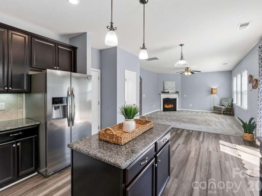 10344 Hillsborough Street, Huntersville, NC 28078.  MLS# CAR4414004, YatesRealty ID 49558. 
